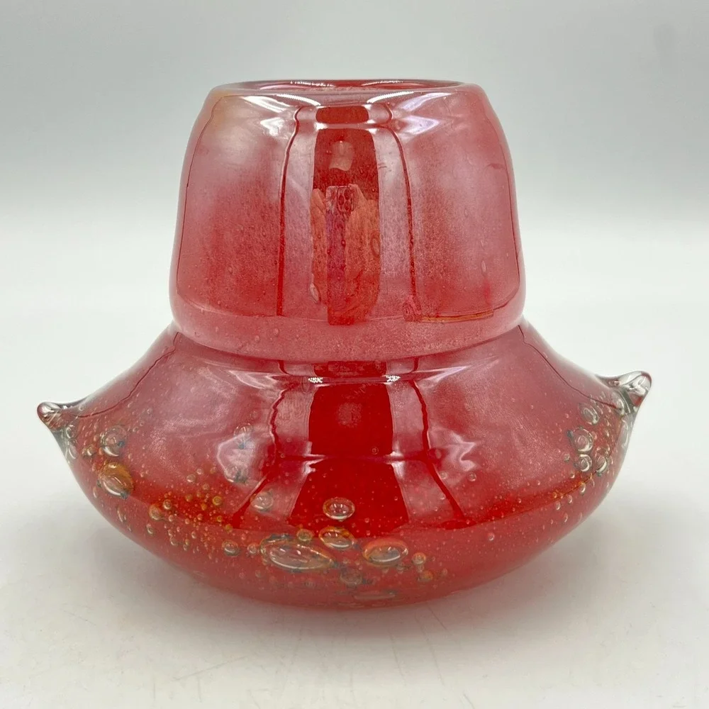 Vintage Pier 1 Hand Blown Art Glass Vase Red Controlled‎ Bubble Romania 5.25